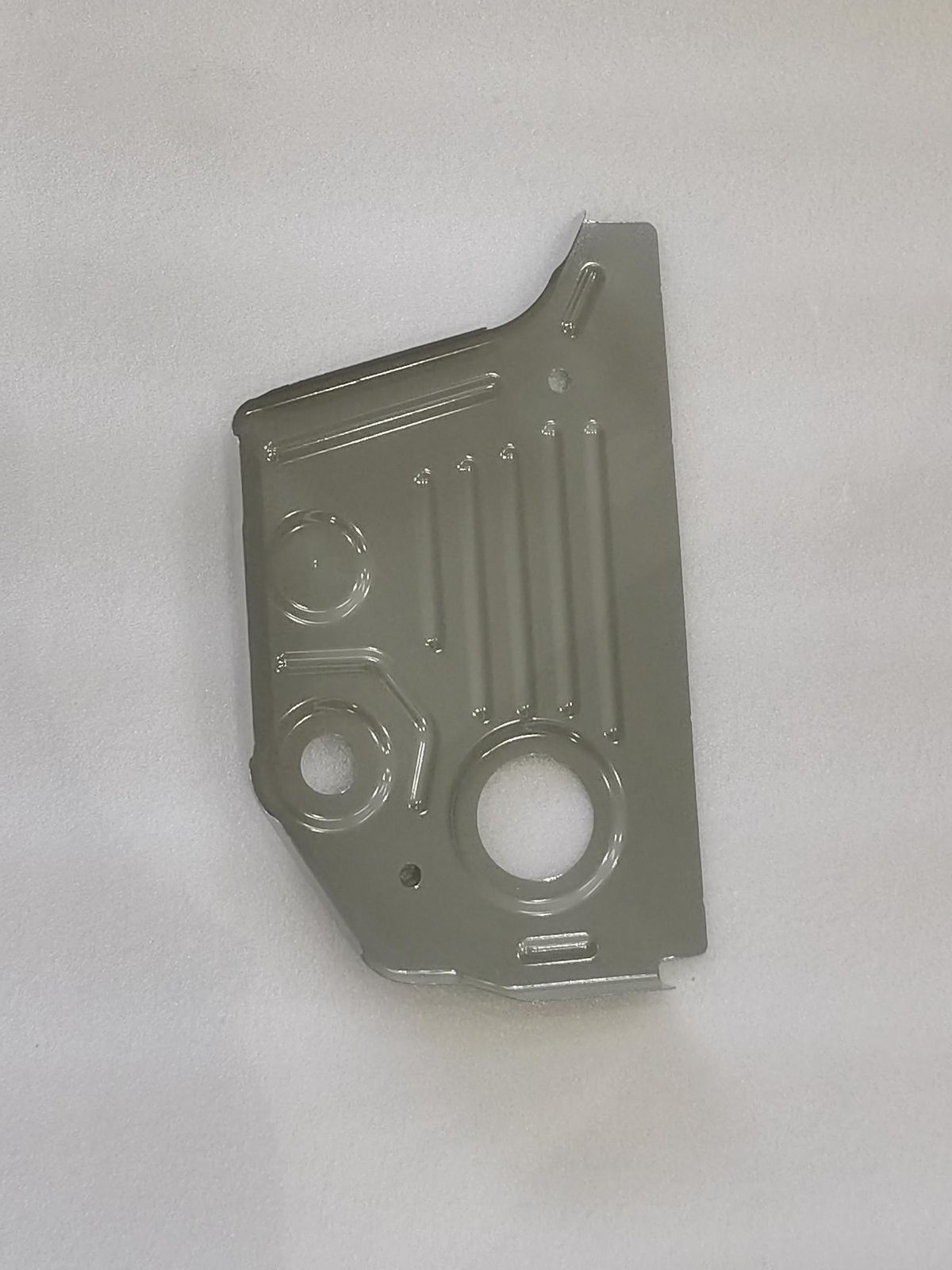 Rear Floor Right Sealing Plate