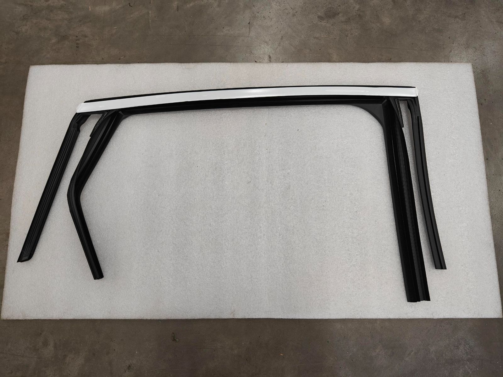 Right Rear Door Run Channel Assembly