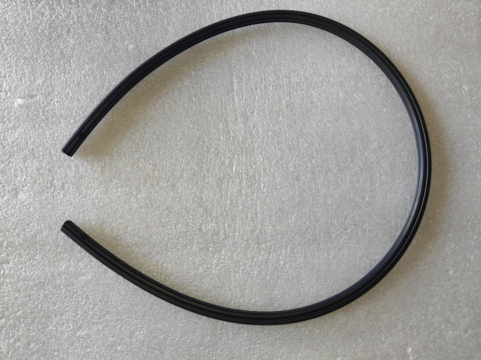 Front Glass Seal Strip