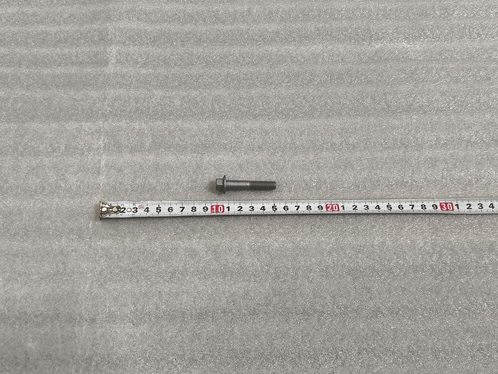 Q1840845T1F61HP1.25_Hex Flange Bolt
