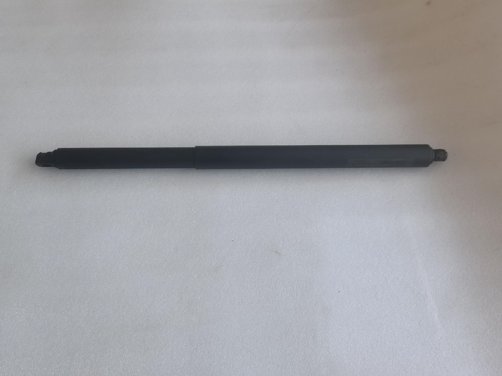 Tailgate right balance rod body