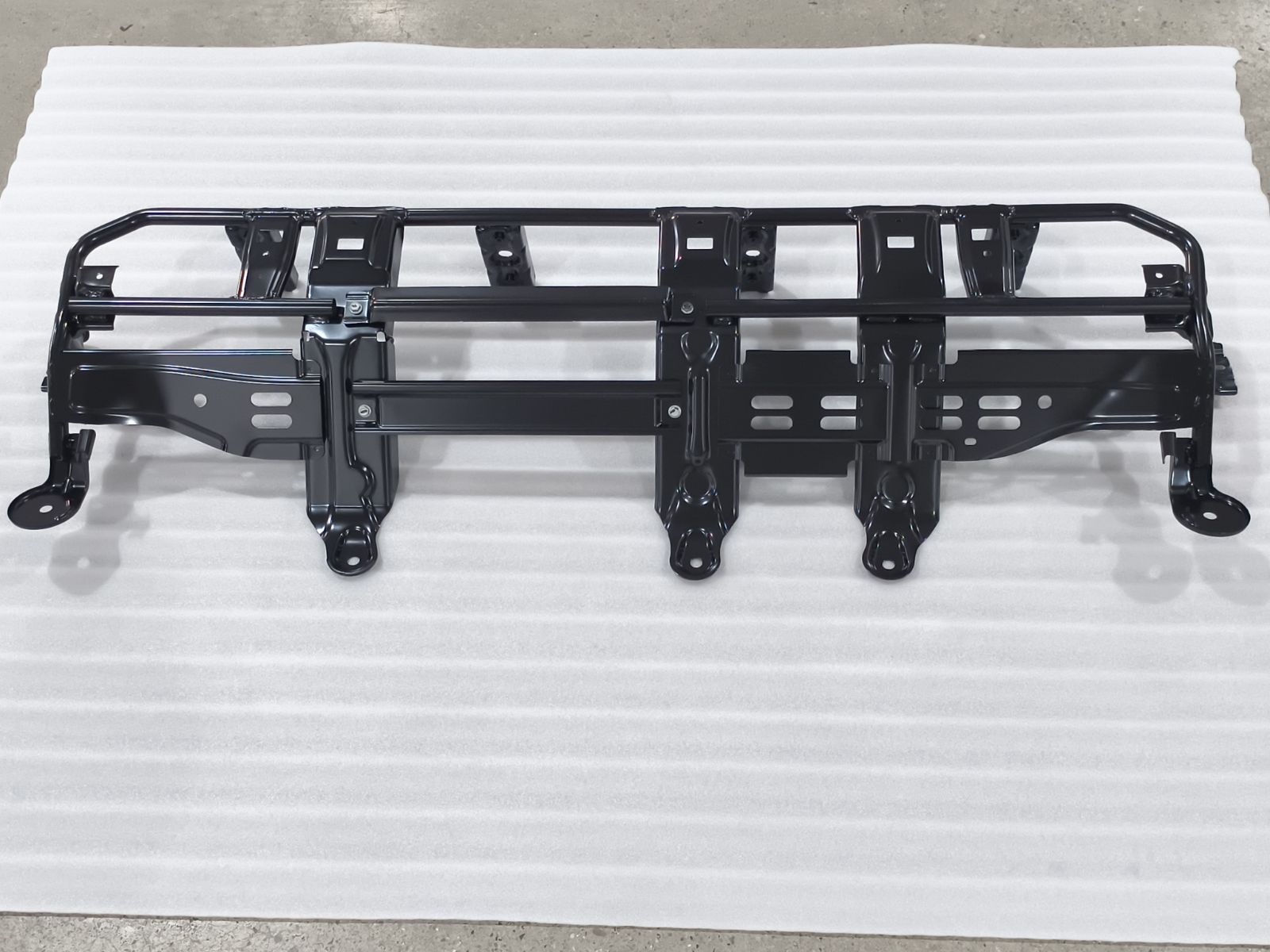 Rear Seat Support Plate Assembly