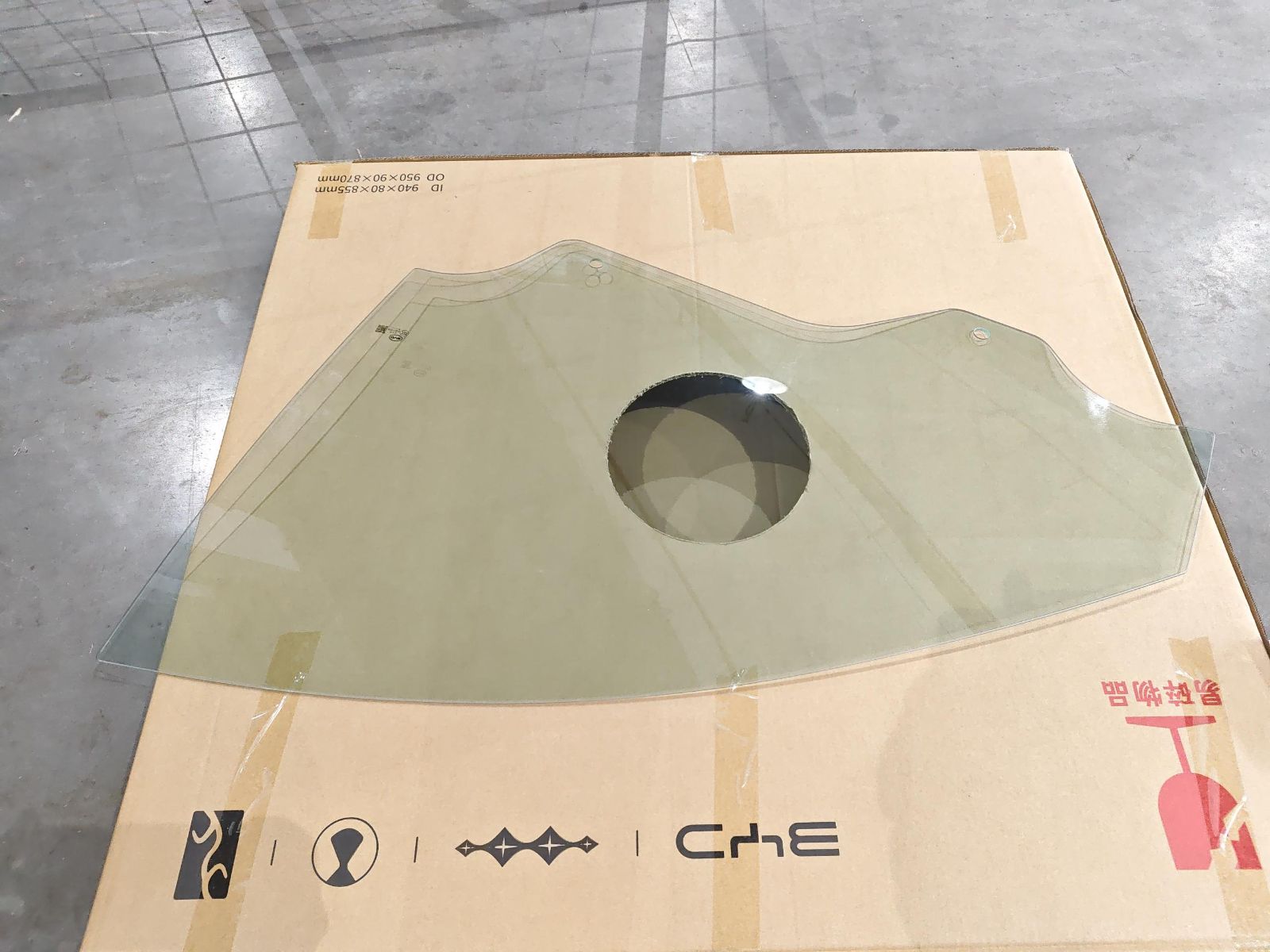 Front Left Door Glass Assembly