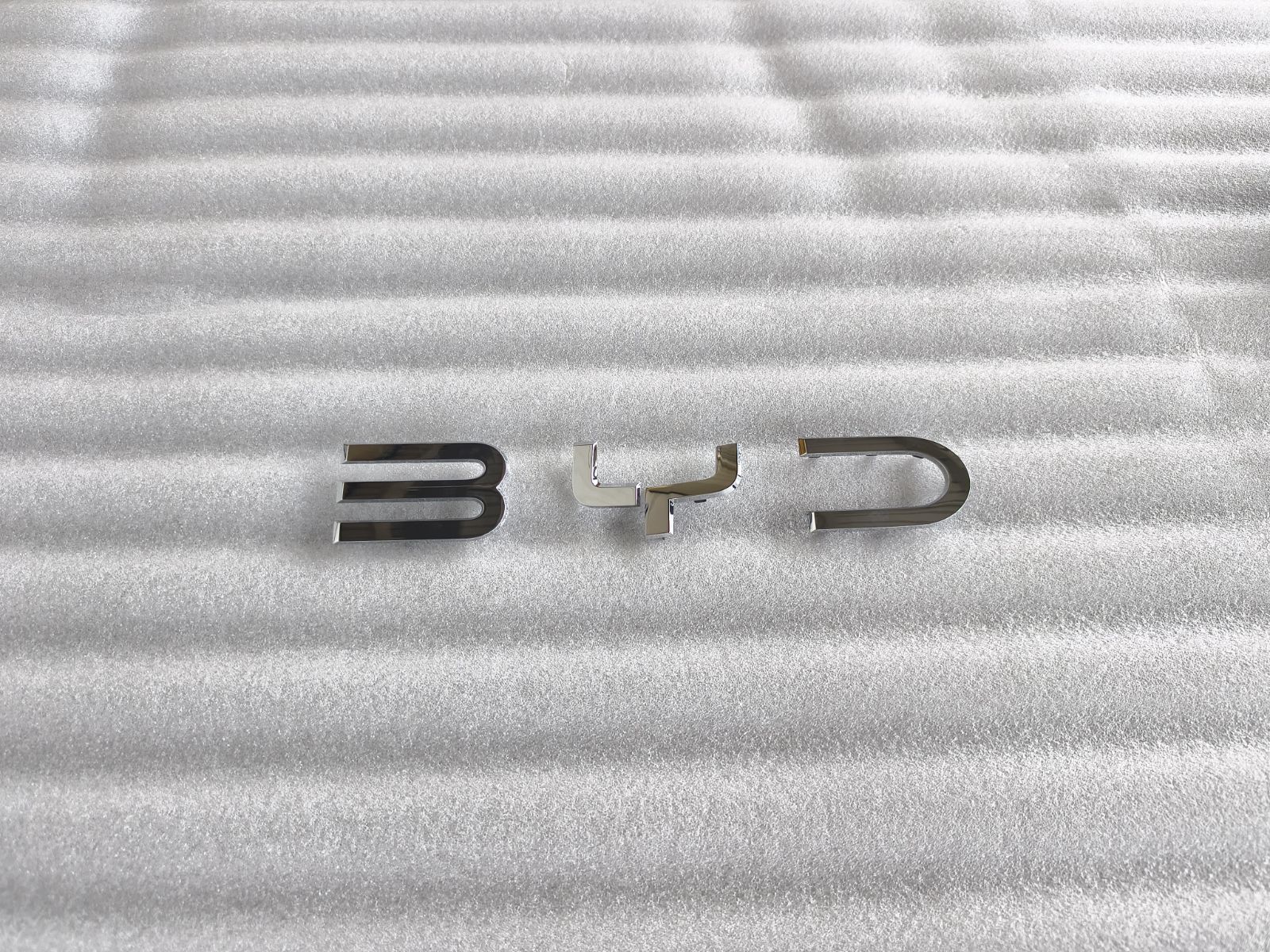 Front bumper LOGO