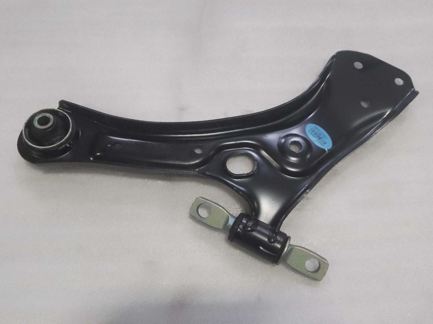 Right Front Lower Control Arm Assembly