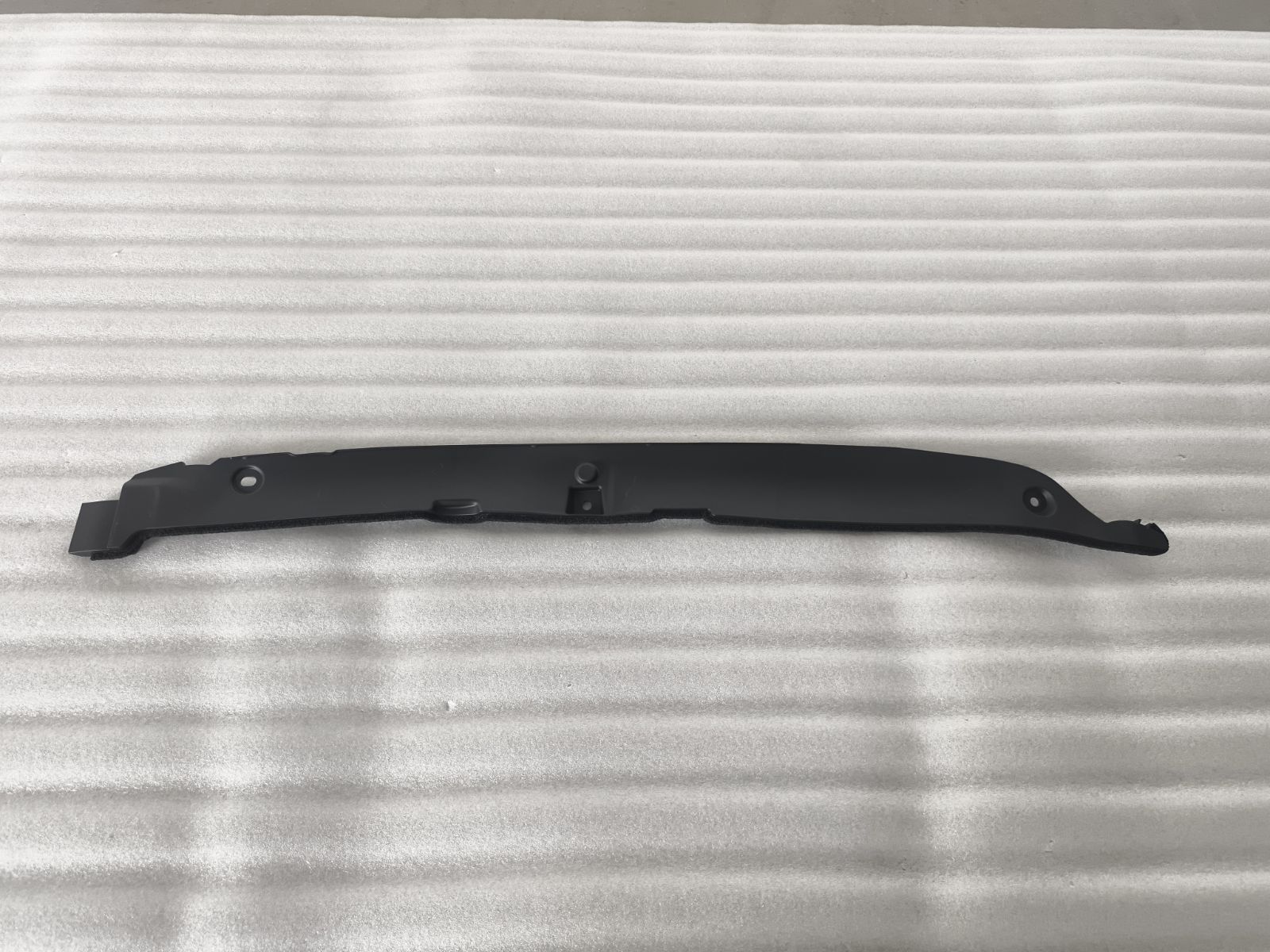 Left Fender Rear Sealing Plate Assembly
