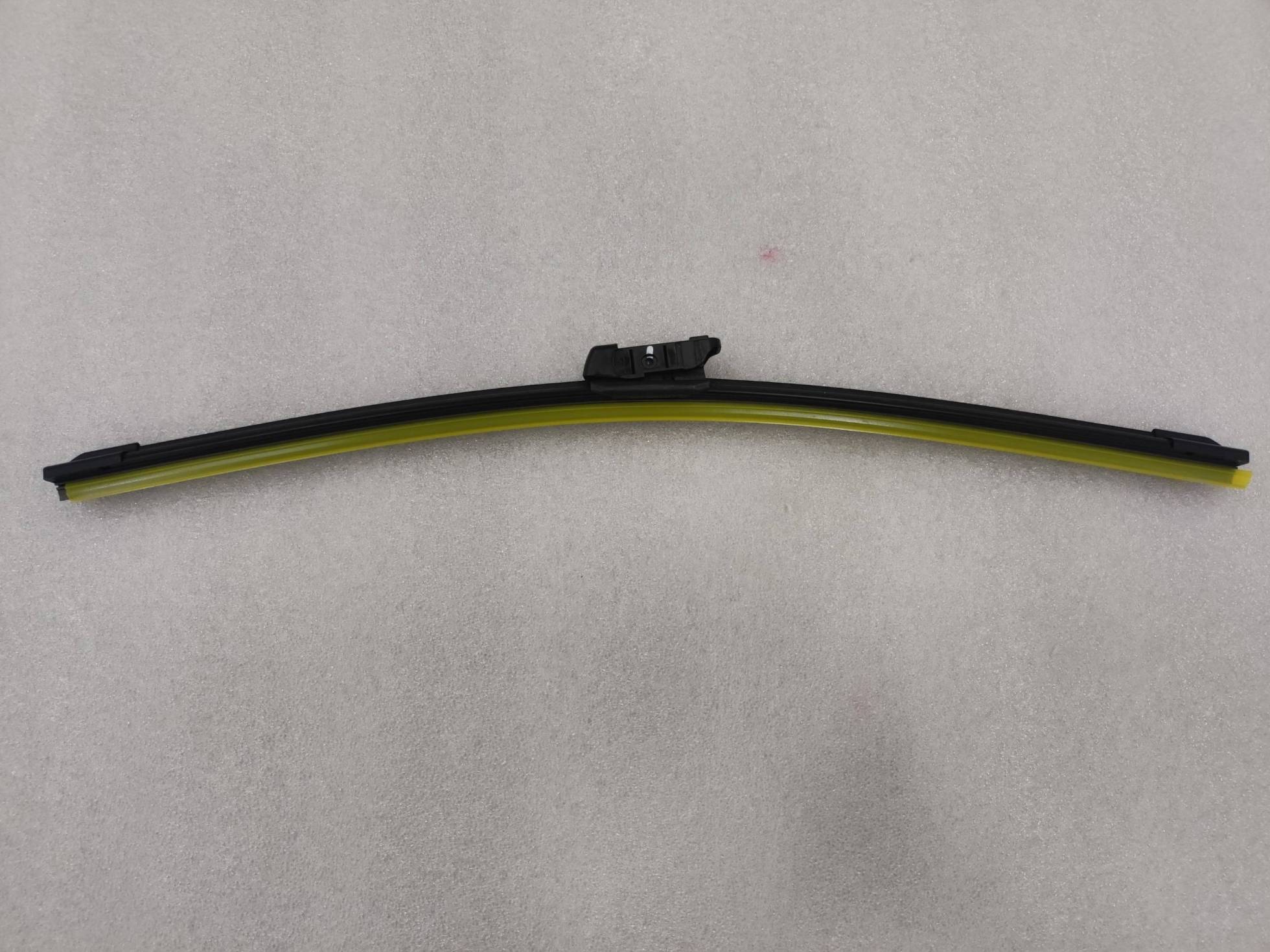Front Wiper Right Blade Assembly