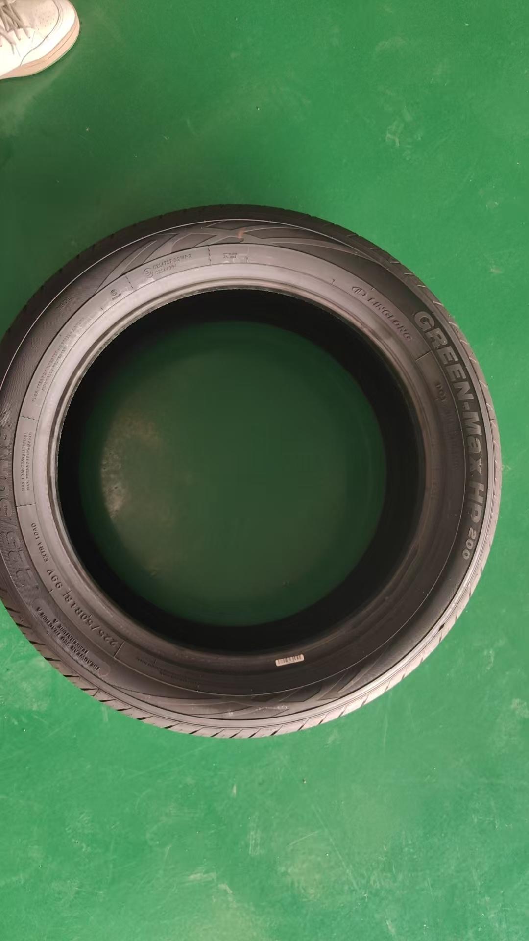 Radial Tire