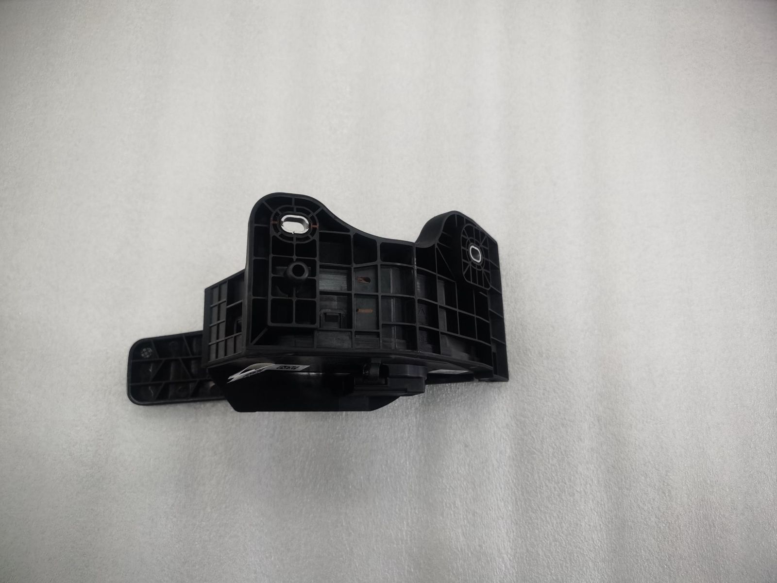 Electronic Accelerator Pedal Assembly