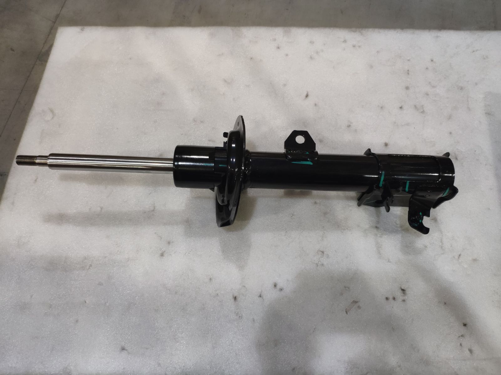 Right Front Damper Assembly