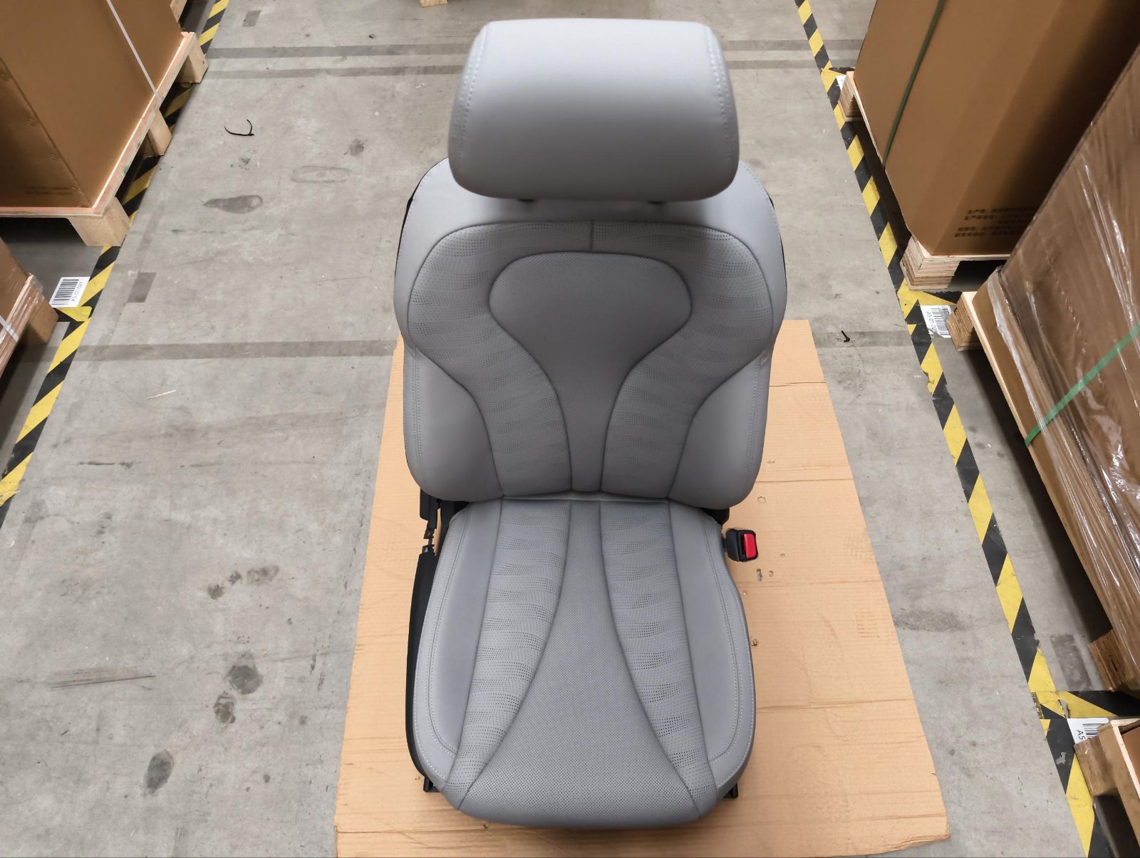 Front passenger seat sub-assembly – Sea Salt Grey