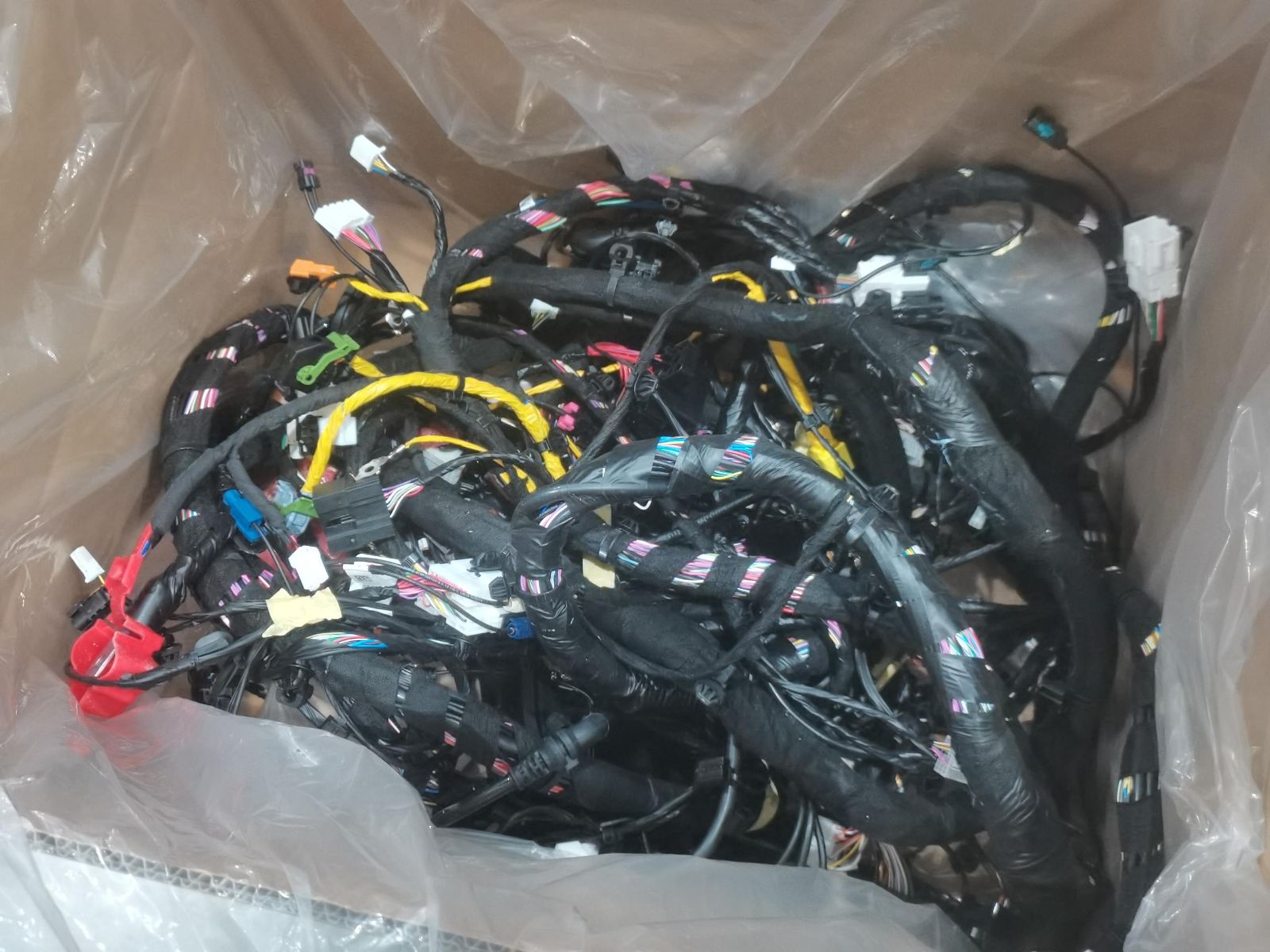 Floor wiring harness