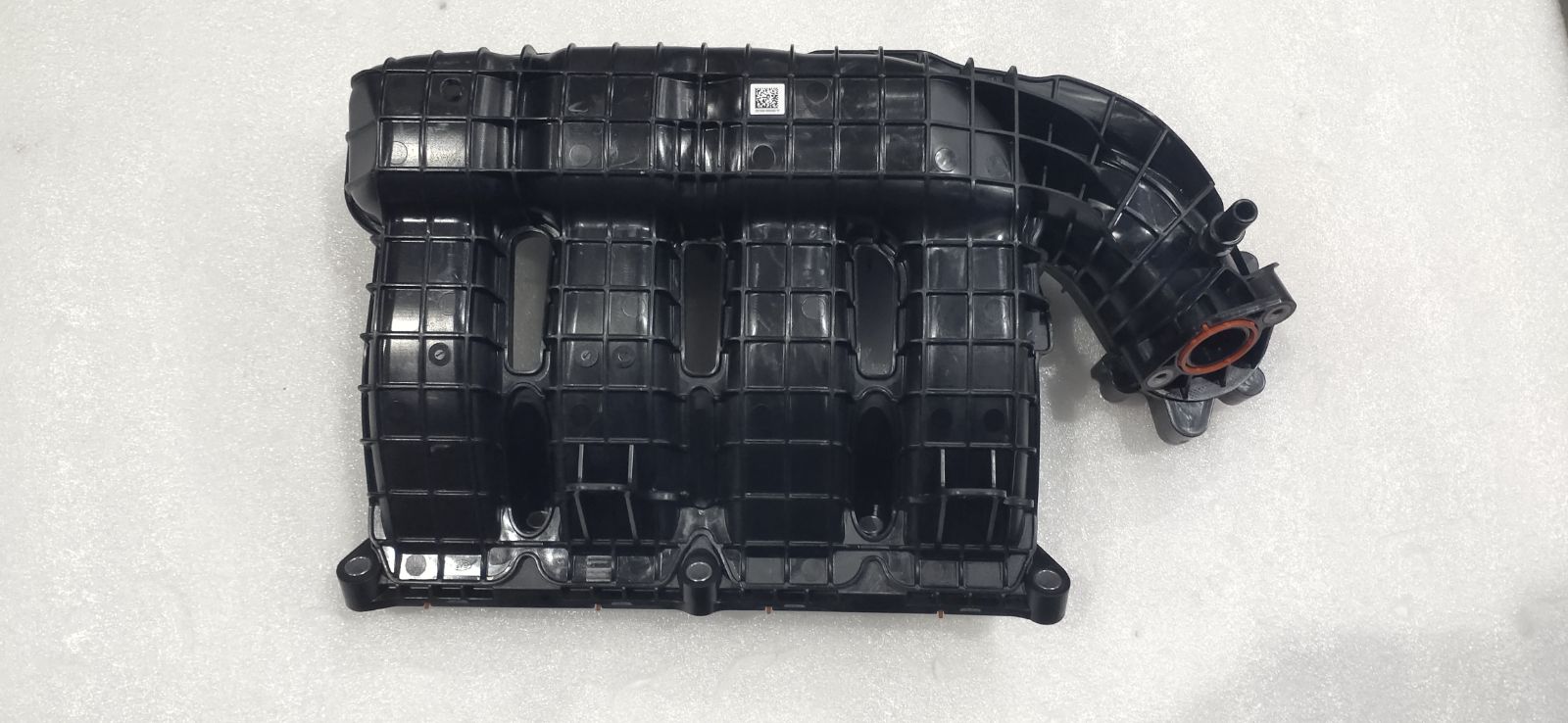 Intake manifold assembly