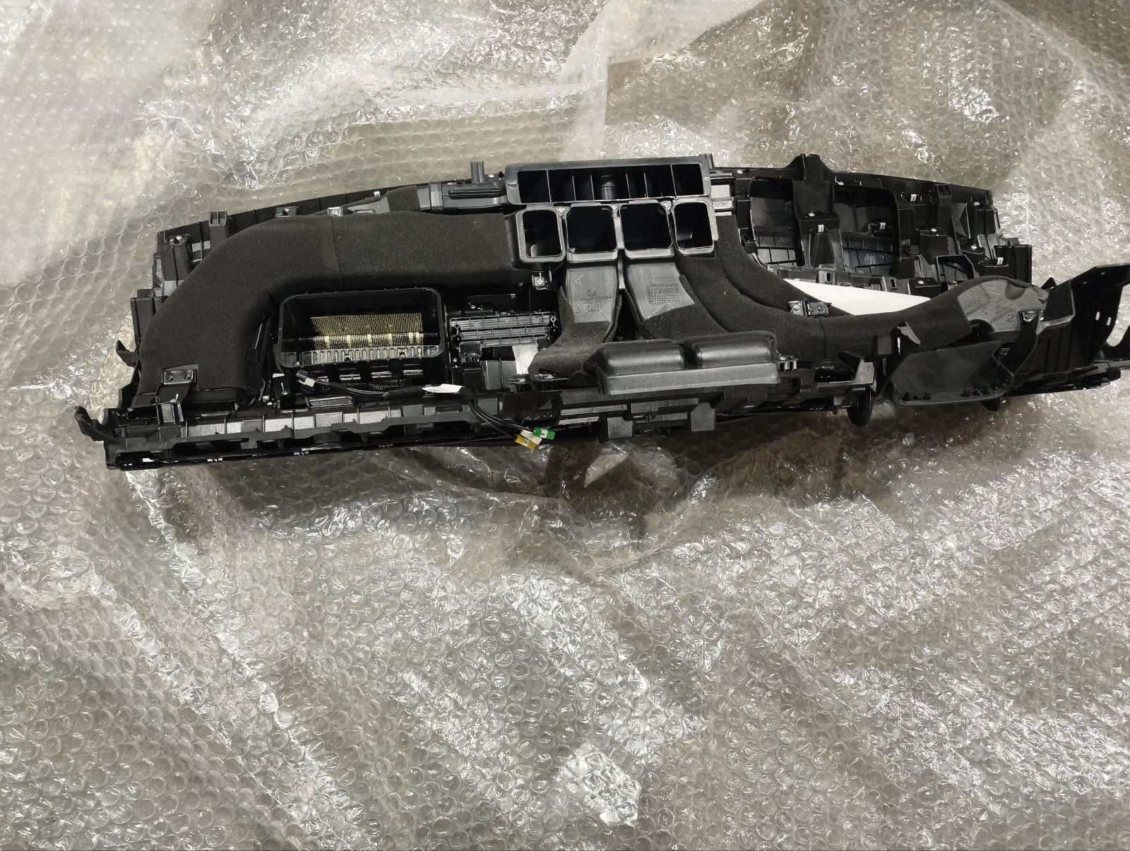 Instrument Panel Upper Body Sub-assembly - Deep Black 5