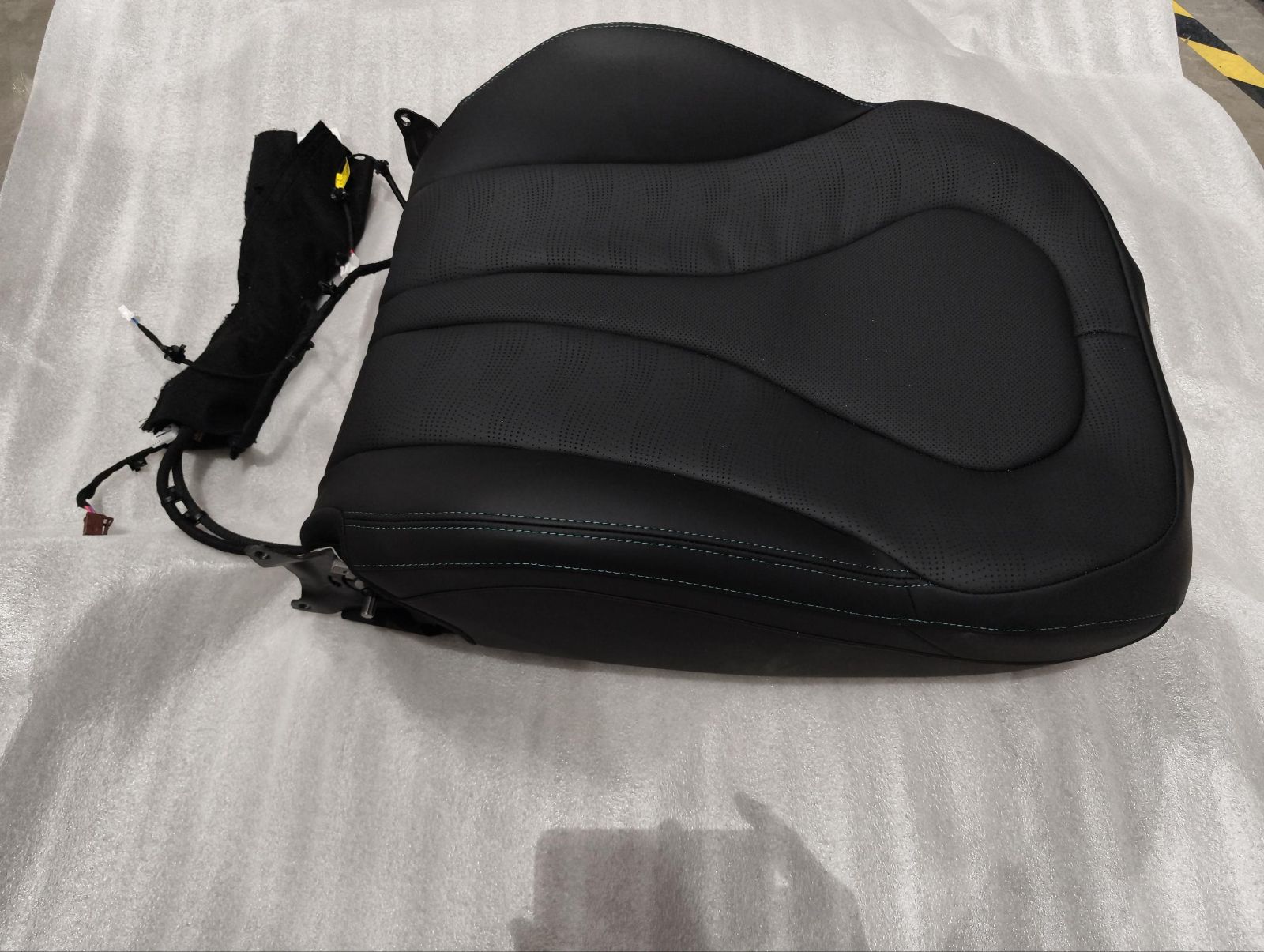 Driver Seat Backrest - Deep Black 5